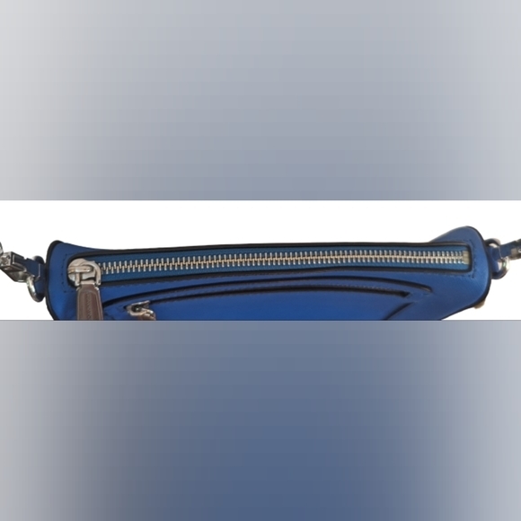 EUC 100% Genuine Leather beautiful blue removable strap back zip top zip closure - Picture 5 of 15